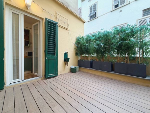 appartamento in vendita a Firenze in zona Ognissanti