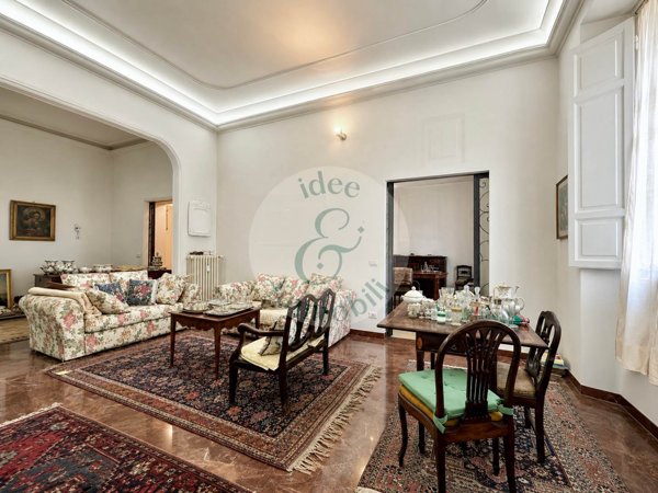appartamento in vendita a Firenze in zona Centro Santa Croce