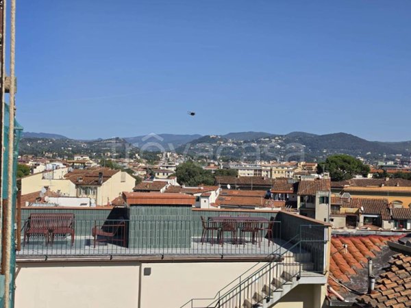 appartamento in vendita a Firenze in zona Ognissanti
