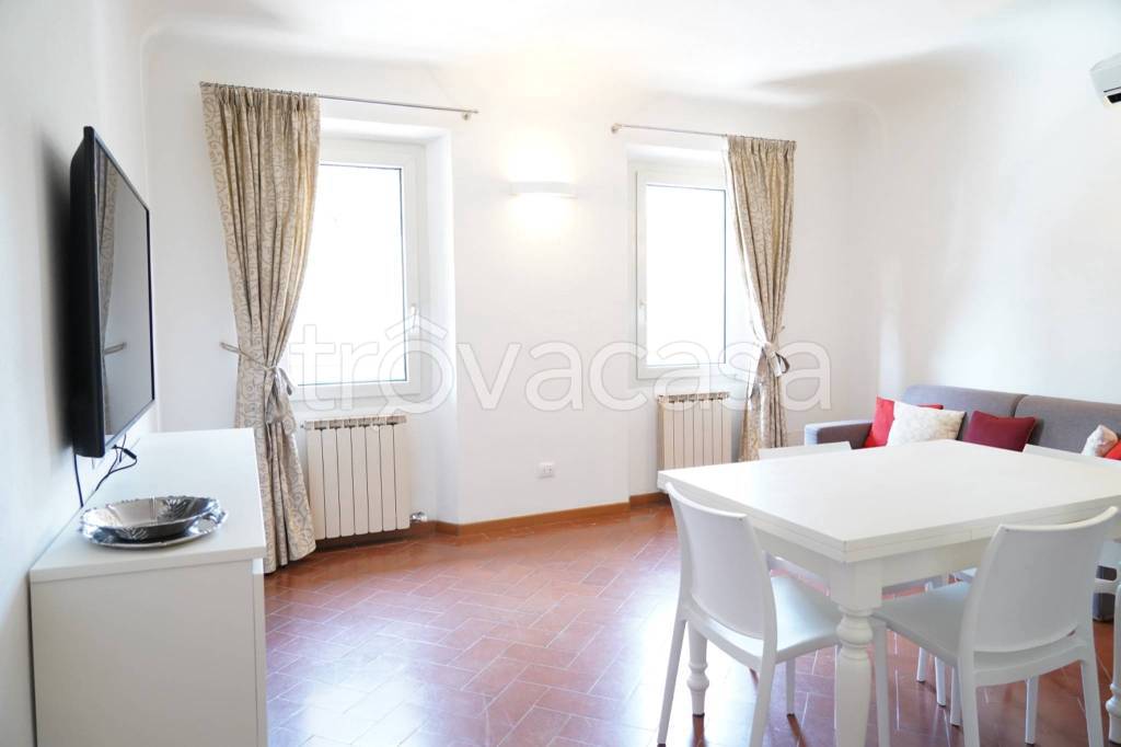 appartamento in vendita a Firenze in zona Centro San Lorenzo