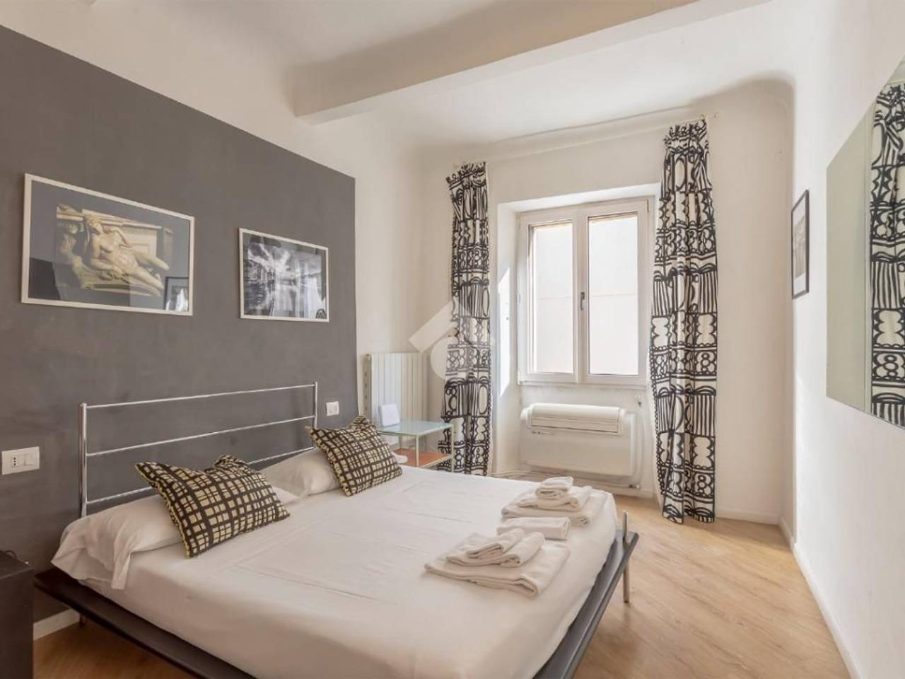 appartamento in vendita a Firenze in zona Centro San Lorenzo