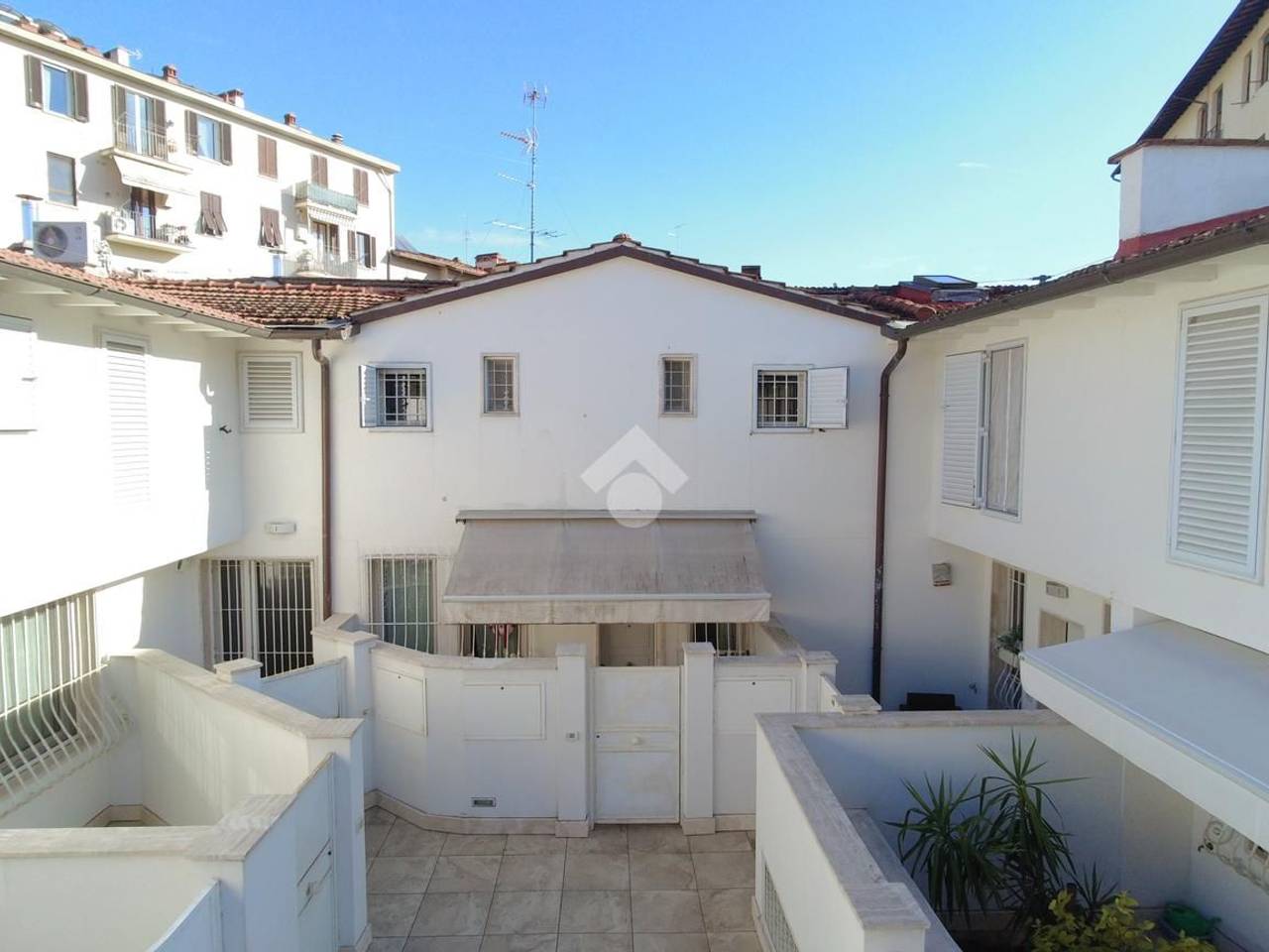 casa indipendente in vendita a Firenze in zona Campo di Marte