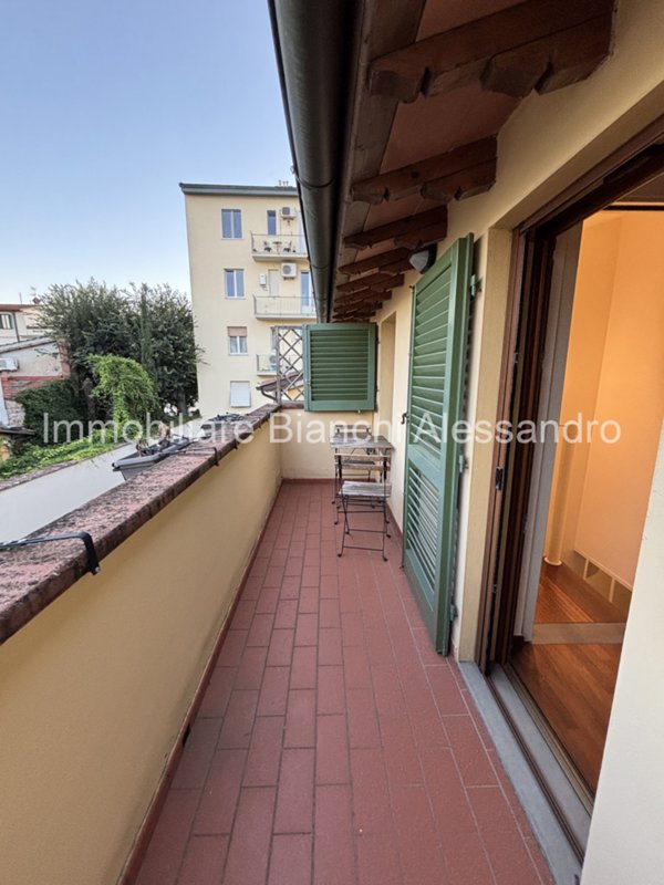 casa indipendente in vendita a Firenze in zona Centro San Frediano