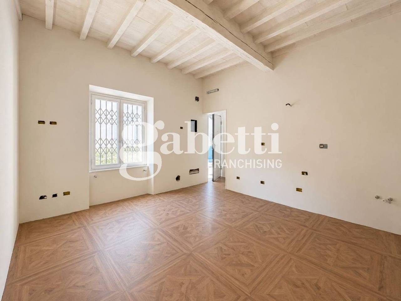 appartamento in vendita a Firenze in zona Campo di Marte