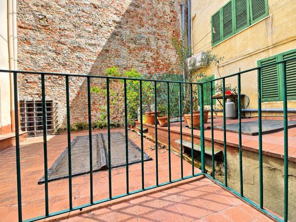 appartamento in vendita a Firenze in zona Centro Santa Croce