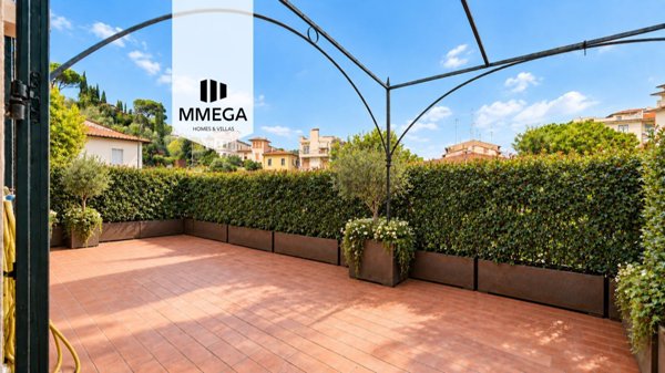 appartamento in vendita a Firenze in zona Campo di Marte