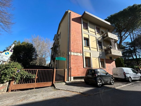appartamento in vendita a Firenze in zona Isolotto