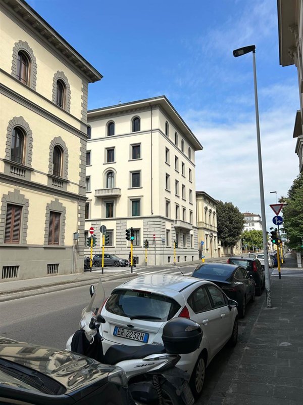appartamento in vendita a Firenze in zona Statuto