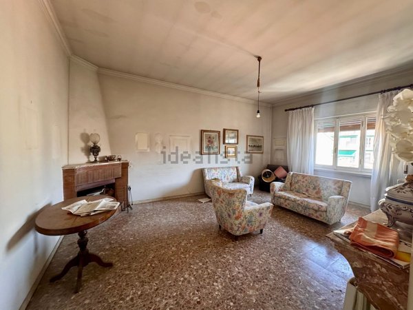 appartamento in vendita a Firenze in zona Statuto