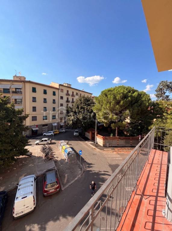 appartamento in vendita a Firenze in zona Campo di Marte