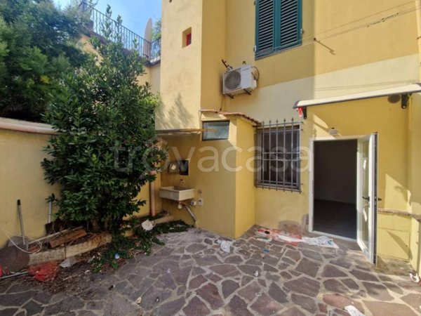appartamento in vendita a Firenze in zona Centro Santa Croce