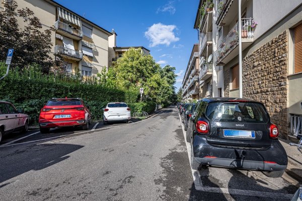appartamento in vendita a Firenze in zona Legnaia