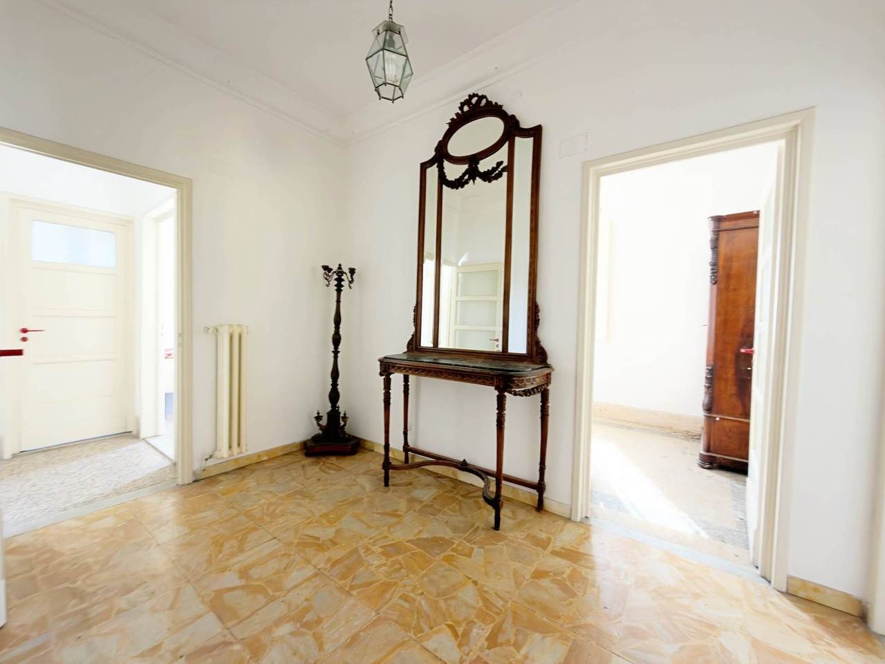 appartamento in vendita a Firenze in zona Statuto