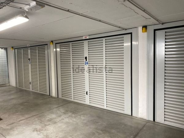 box auto in vendita a Firenze in zona Soffiano
