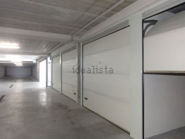 box auto in vendita a Firenze in zona Isolotto