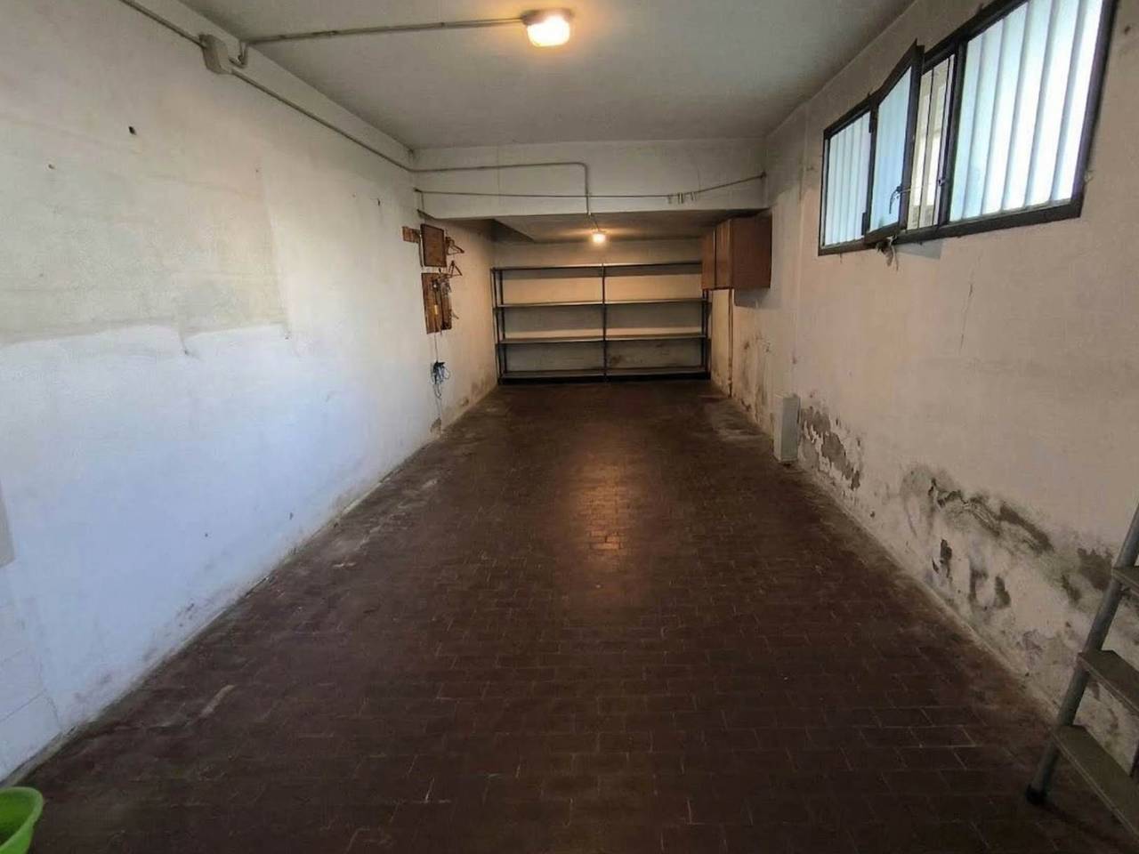 box auto in vendita a Firenze in zona Soffiano