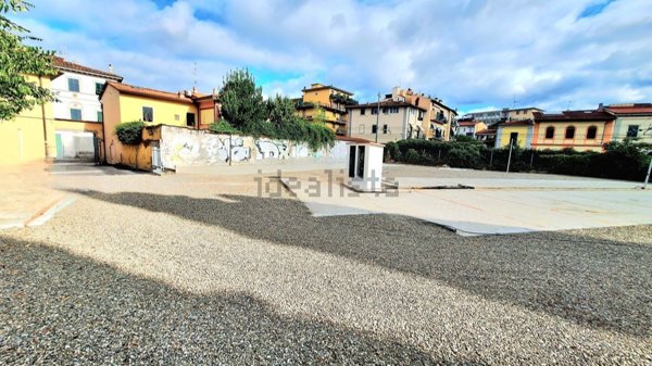 box auto in vendita a Firenze in zona Statuto
