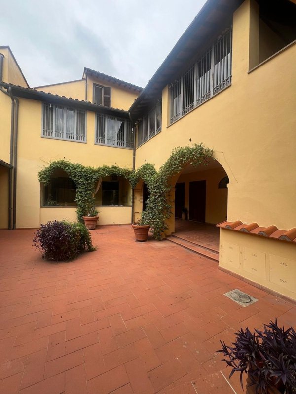 appartamento in vendita a Firenze in zona Peretola
