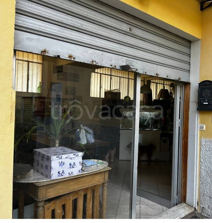 box auto in vendita a Firenze in zona Brozzi