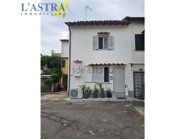 casa indipendente in vendita a Firenze in zona Brozzi