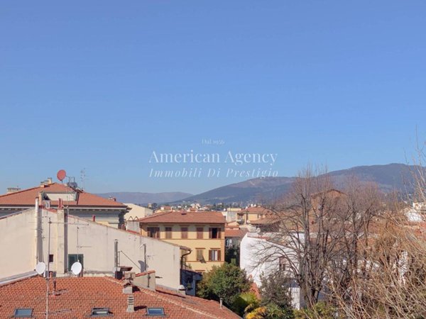 appartamento in vendita a Firenze in zona Campo di Marte