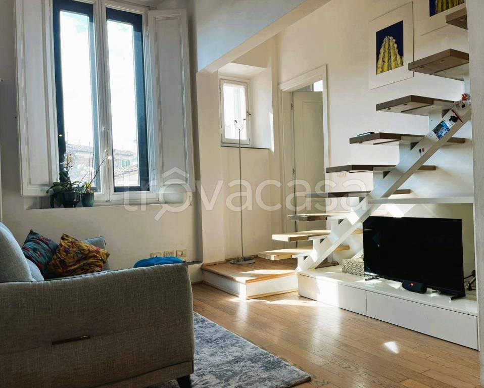 appartamento in vendita a Firenze in zona Ognissanti