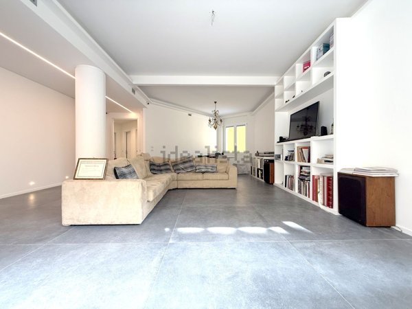 appartamento in vendita a Firenze in zona Pitti