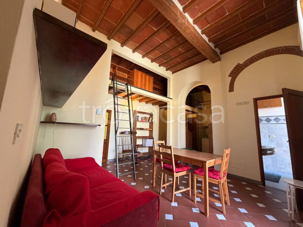appartamento in vendita a Firenze in zona Ognissanti