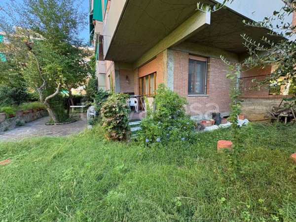 appartamento in vendita a Firenze in zona Soffiano