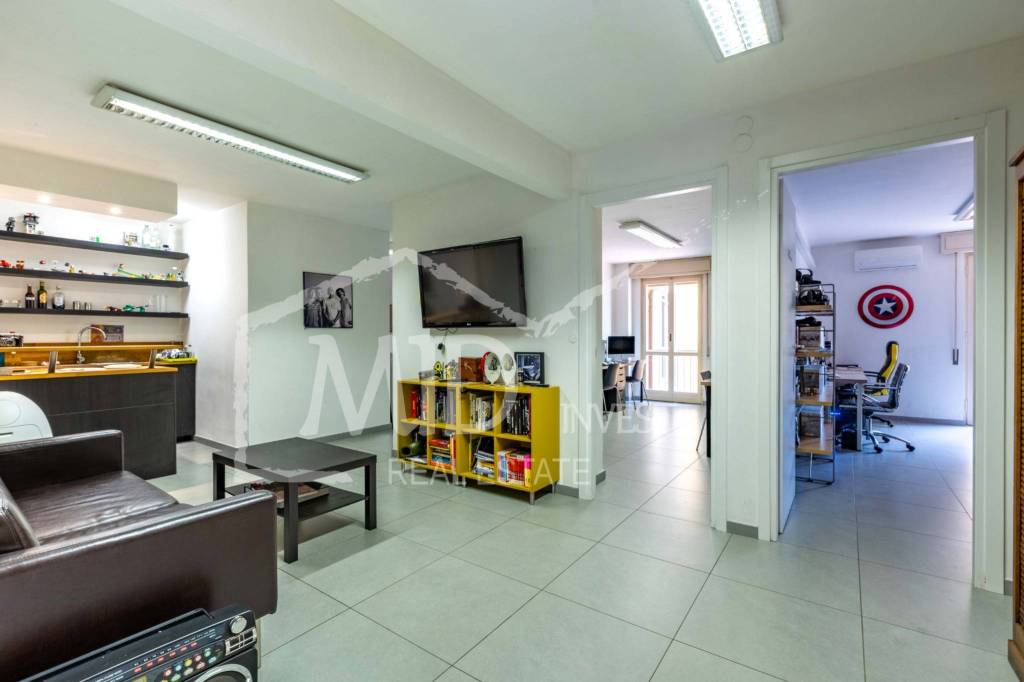ufficio in vendita a Firenze in zona Campo di Marte