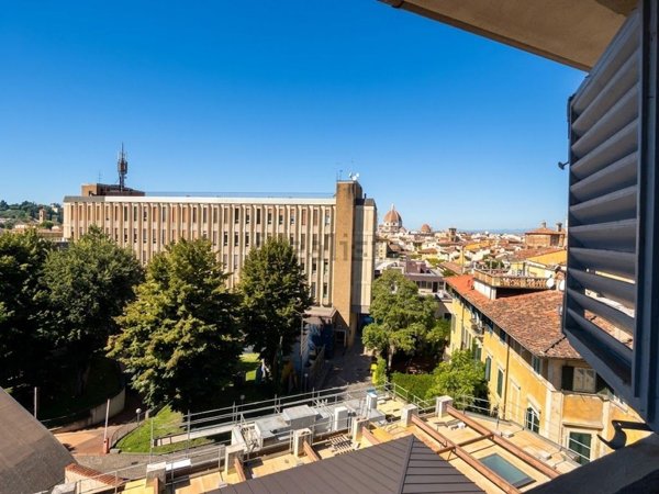 appartamento in vendita a Firenze in zona Centro Santa Croce