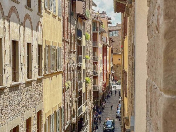 appartamento in vendita a Firenze in zona Centro San Frediano