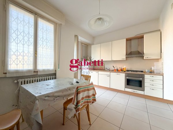 appartamento in vendita a Firenze in zona Isolotto