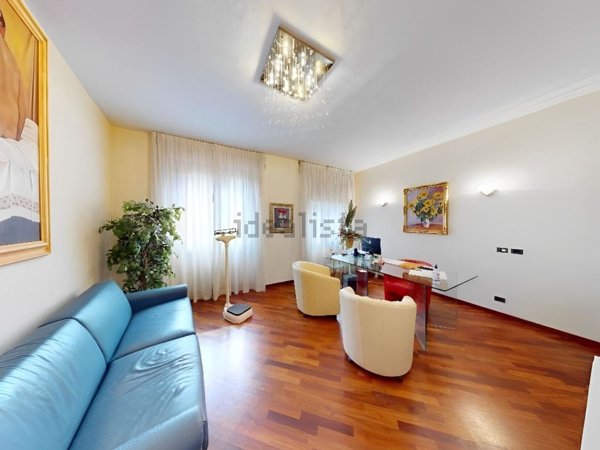 appartamento in vendita a Firenze in zona Centro Santa Maria Novella