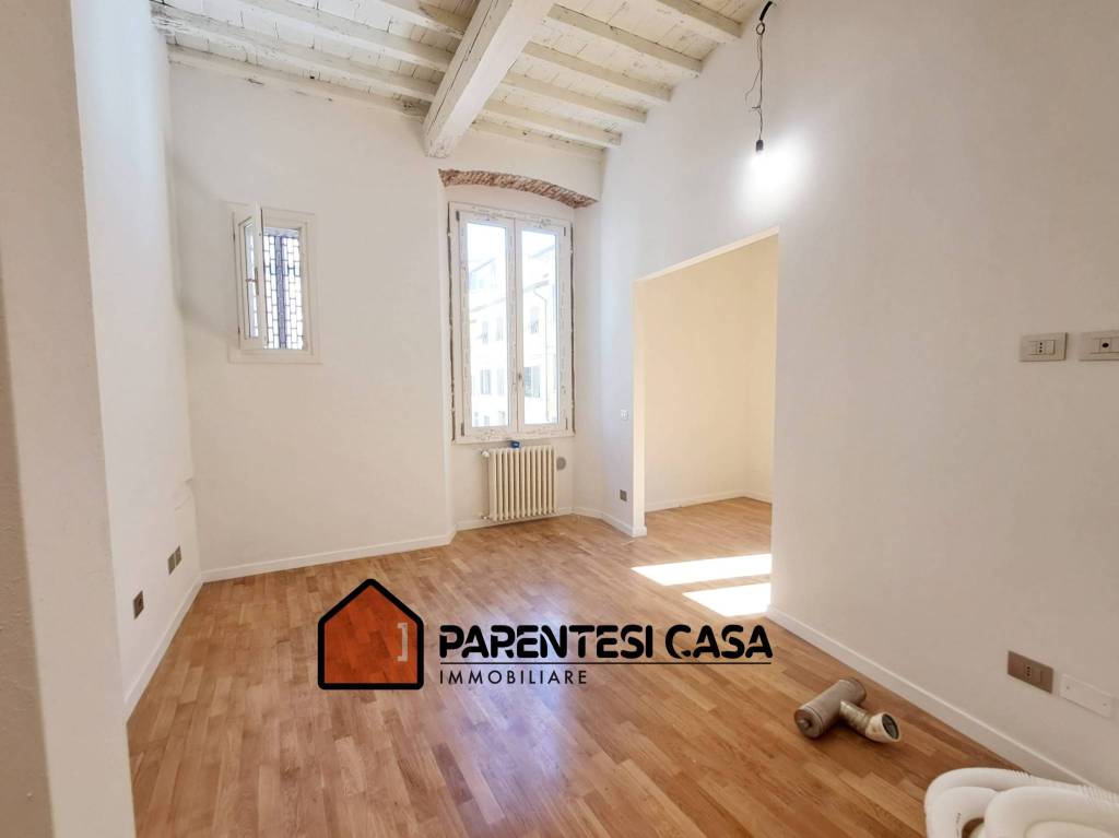 appartamento in vendita a Firenze in zona Centro Santa Maria Novella