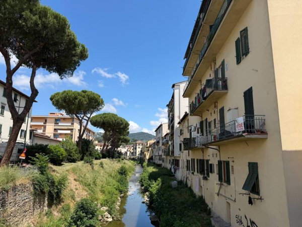 appartamento in vendita a Firenze in zona Le Cure