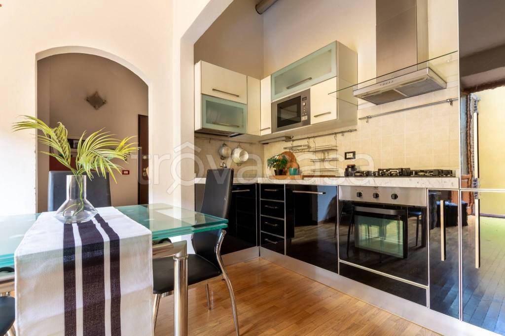 appartamento in vendita a Firenze in zona Campo di Marte