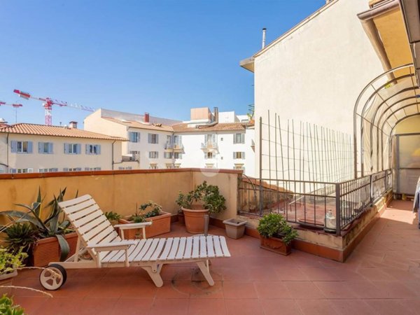appartamento in vendita a Firenze in zona Le Cure
