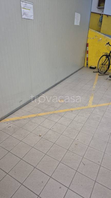 box auto in vendita a Firenze in zona Centro San Frediano