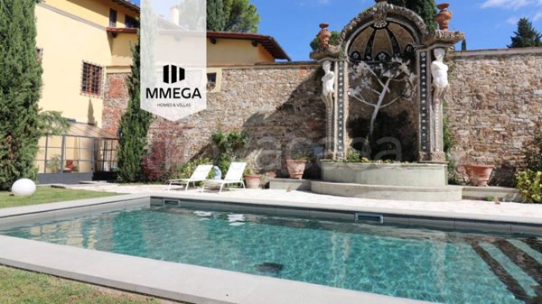 casa indipendente in vendita a Firenze in zona Porta Romana