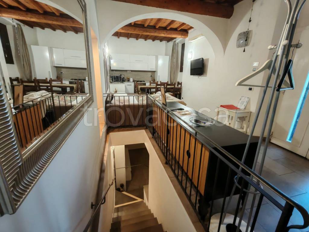 appartamento in vendita a Firenze in zona Pignone