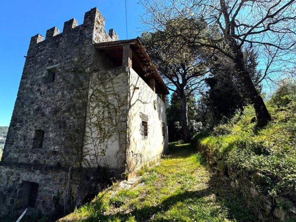 casa indipendente in vendita a Firenze in zona Centro Santa Croce