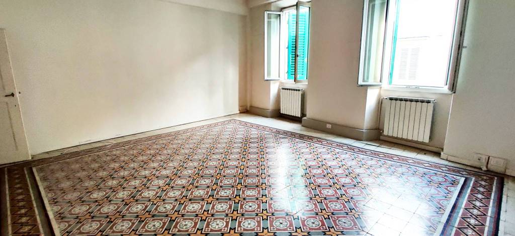 appartamento in vendita a Firenze in zona Centro Santa Maria Novella