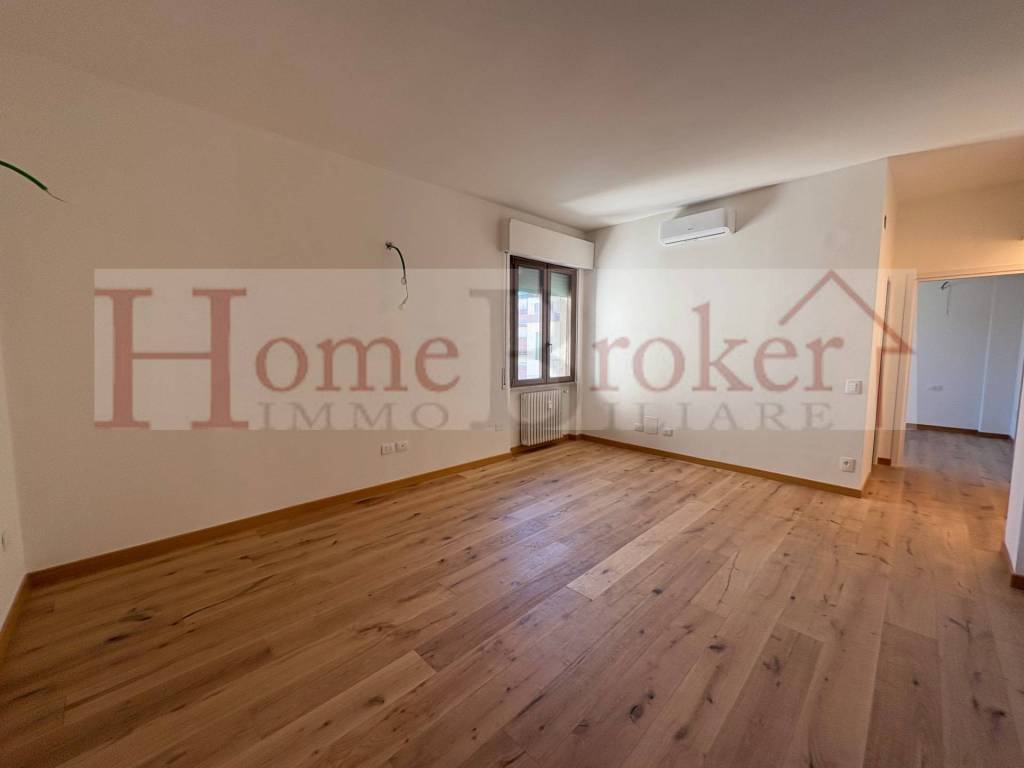 appartamento in vendita a Firenze in zona Novoli