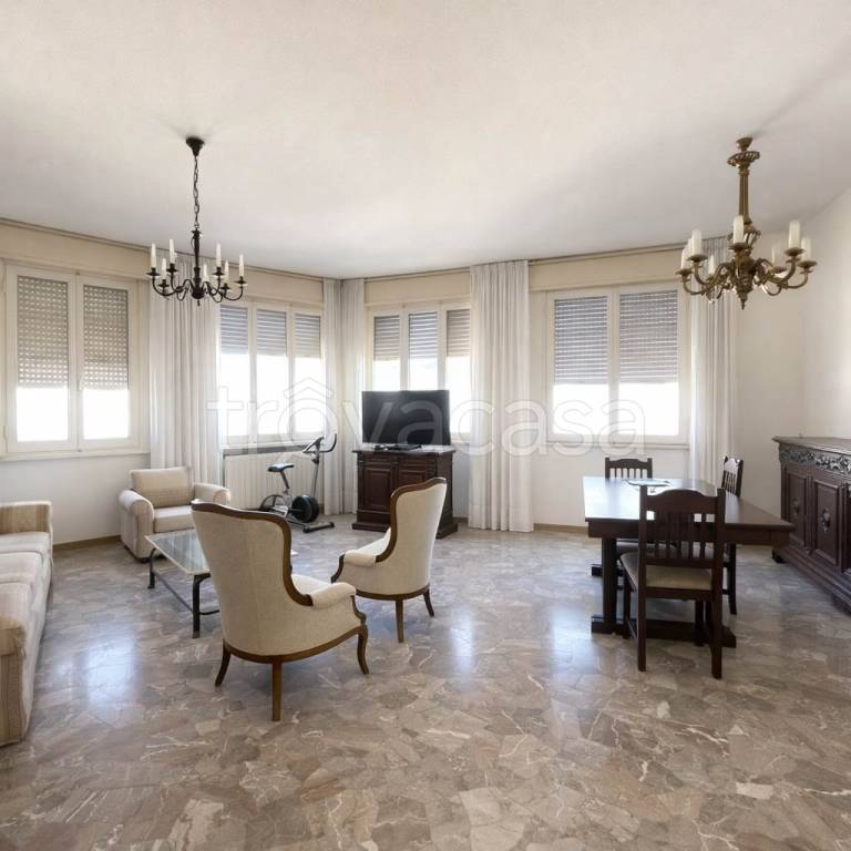 appartamento in vendita a Firenze in zona Isolotto