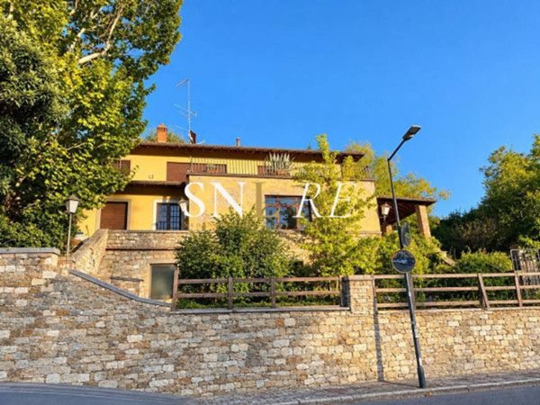 casa indipendente in vendita a Firenze