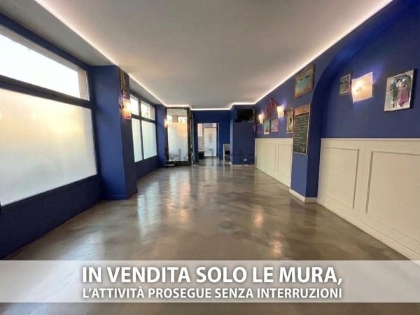 locale commerciale in vendita a Firenze in zona Novoli