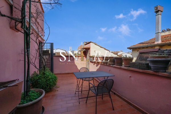 appartamento in vendita a Firenze in zona Centro Santa Croce