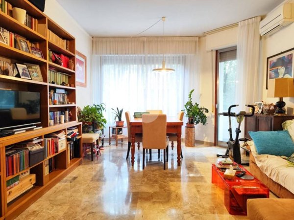 appartamento in vendita a Firenze in zona Campo di Marte