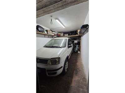 box auto in vendita a Firenze in zona Gavinana